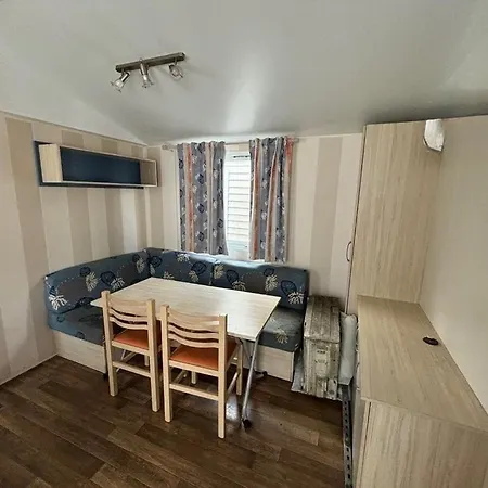 Mobil - Rieumontagne Particulier Campingplads *